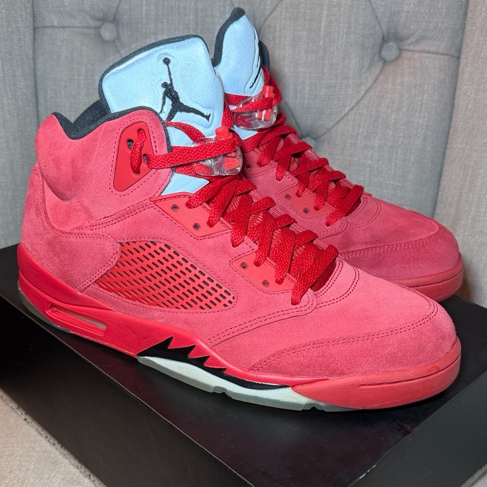 Jordan Retro 5 University Red Suede sneakers sz 12- 2017 release Like new condit